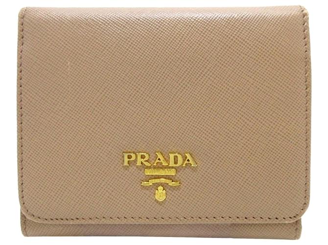 Carteira compacta de couro Saffiano Metal Tan Prada Camelo  ref.1561013