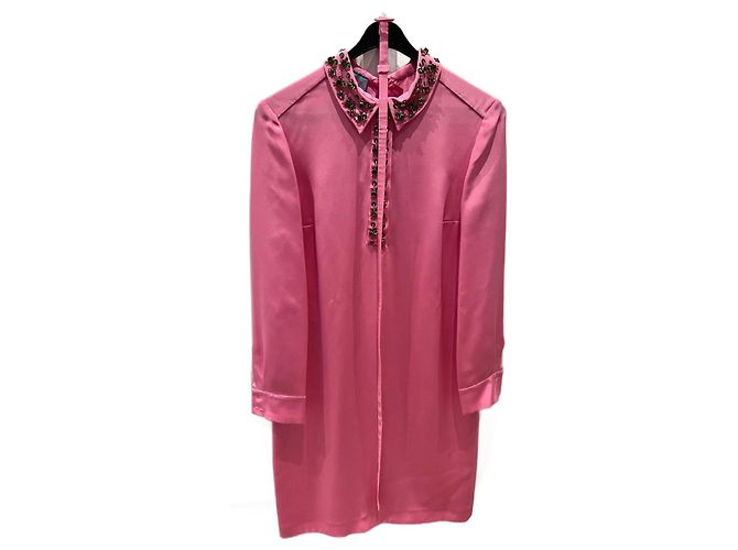 Vestido Prada de seda rosa com cinto