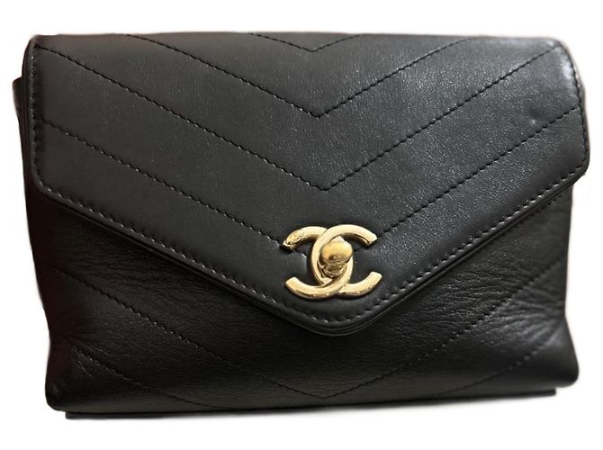 Borsa Chanel in pelle nera Nero