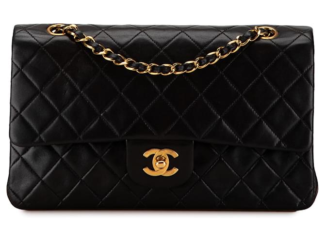 Chanel Black Medium Classic Lambskin Double Flap Leather  ref.1561494