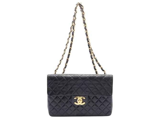 Timeless Chanel Matelassé Black Leather  ref.1562171