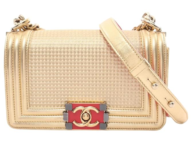 Le Boy Chanel Boy Dourado Couro  ref.1562193