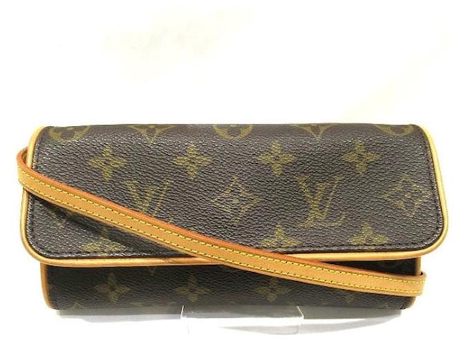 Bolsa de Ombro Pochette Twin PM Monograma Louis Vuitton Marrom Lona  ref.1563212