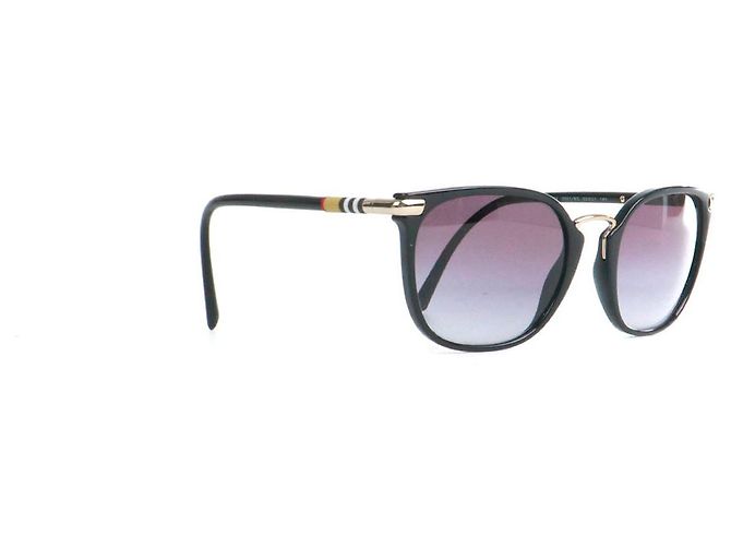 BURBERRY Sunglasses T.  Plastic