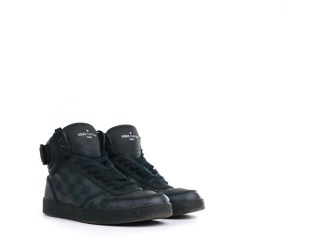 Rivoli LOUIS VUITTON  Baskets T.EU 41.5 Cuir Noir
