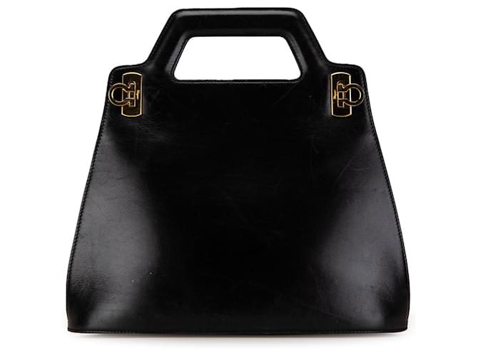 Salvatore Ferragamo Sac à main Black Ferragamo Wanda Cuir Noir  ref.1564294