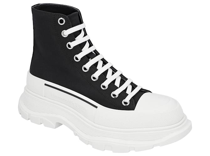 Alexander McQueen Tread Slick Boot in Black/White Cloth  ref.1564464