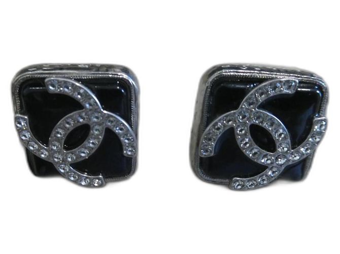 brincos Chanel novos com caixa Hardware prateado
