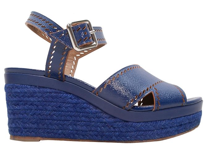 Trim Hermès Blaue Hermes Lackleder-Wedgesandalen Größe 38