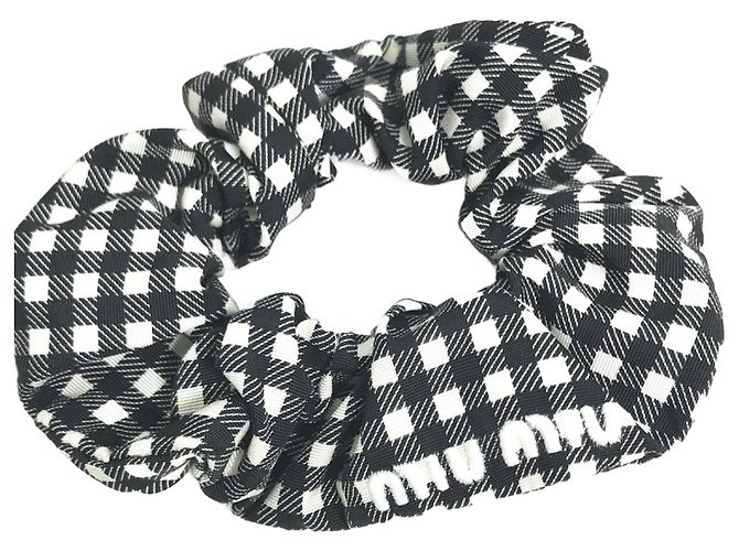 Miu Miu MIU Scrunchie de pelo a cuadros Negro Blanco