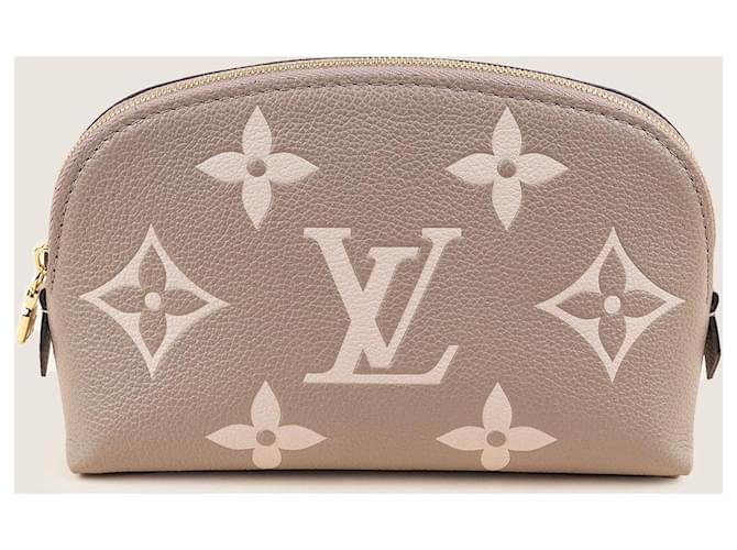 Louis Vuitton Pochette Cosmetique PM Beige Leather ref.1582510 Joli Closet