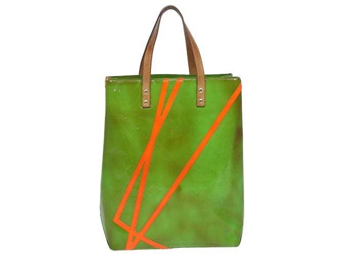 Louis Vuitton Reade Vert