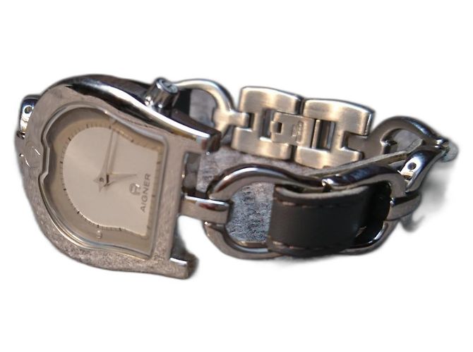 Relógio de quartzo Aigner Perugia, ref A07200 Swiss Made Prata Branco Cinza