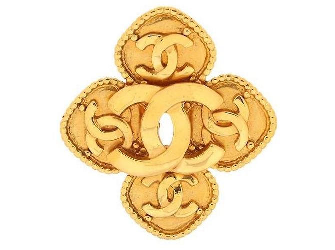 Coco Crush Broche CC Chanel dorada Dorado