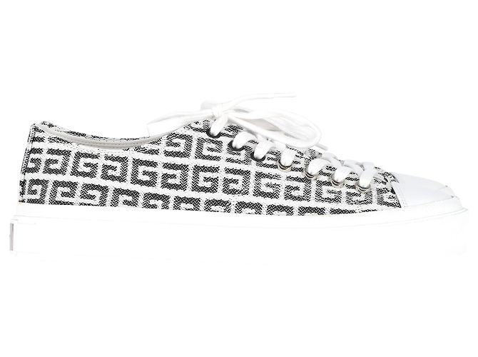 Givenchy  City 4G-Monogram Low-Top Sneakers in Black and White Leather