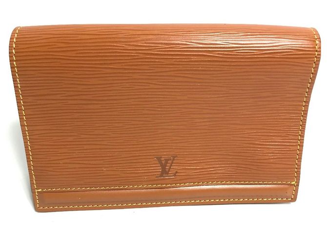 Pochette Tilsit Epi Santur Louis Vuitton Marrone