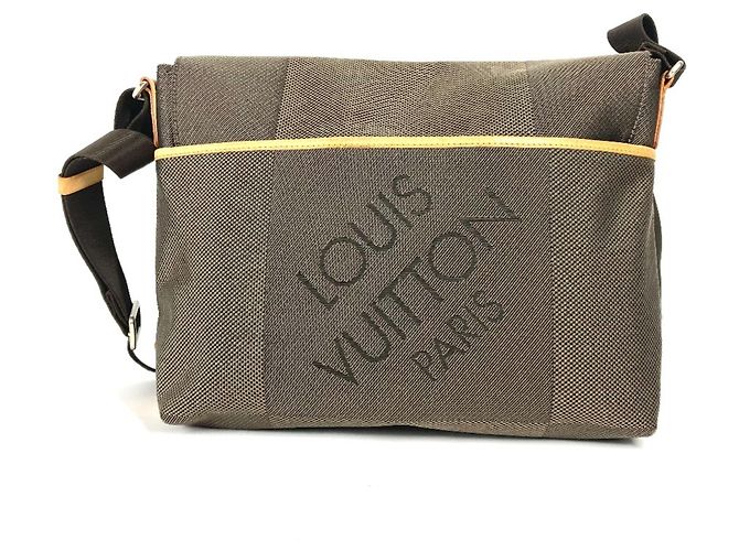 Borsa Louis Vuitton Damier Geant Rou Cachi