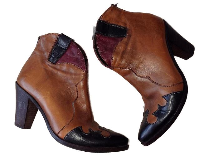 Autre Marque Botas de vaquero de cuero Emanuela Passeri Castaño