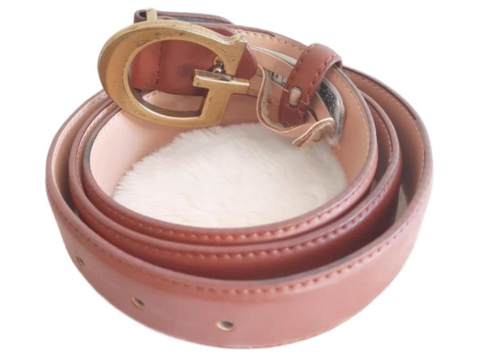 Cinto Guess de couro marrom dourado