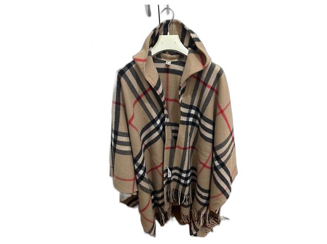 Abrigo Burberry de cachemira beige