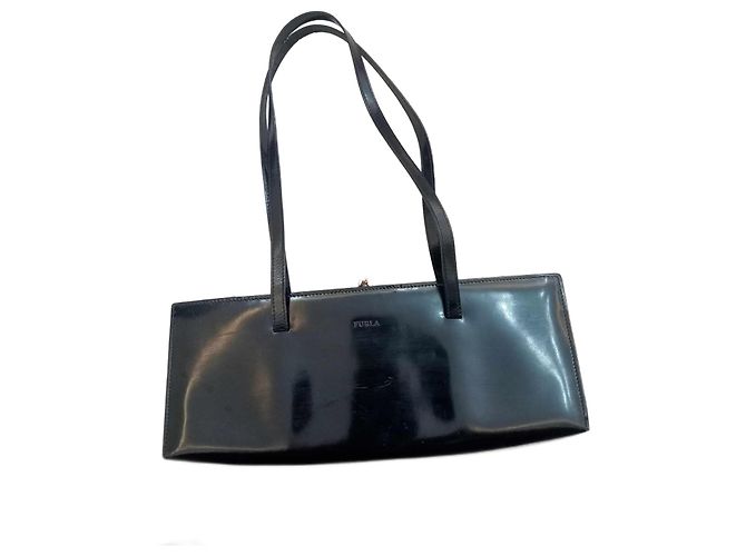 Bolso Furla de charol negro