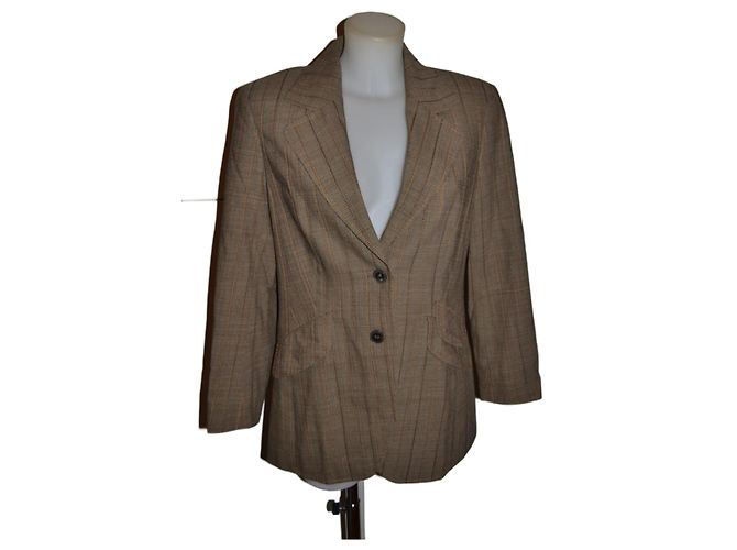 Escada beige wool jacket size 34de 40it