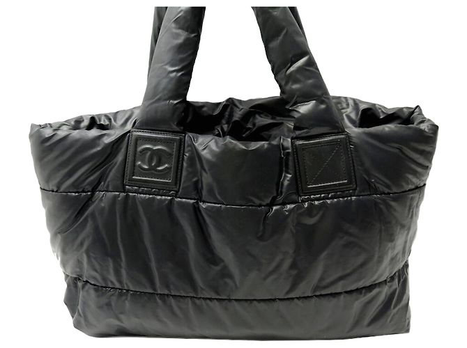 BORSA A MANO CHANEL COCO COCOON MM IN NYLON NERO