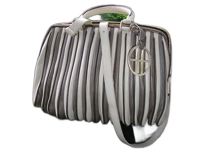 Hugo Boss Bicolor Leder Handtasche/Schultertasche. Beige