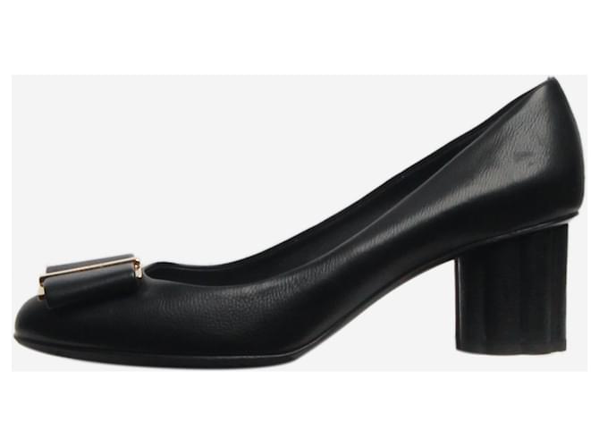 Salvatore Ferragamo Black leather bow pumps - size EU 39 ref 