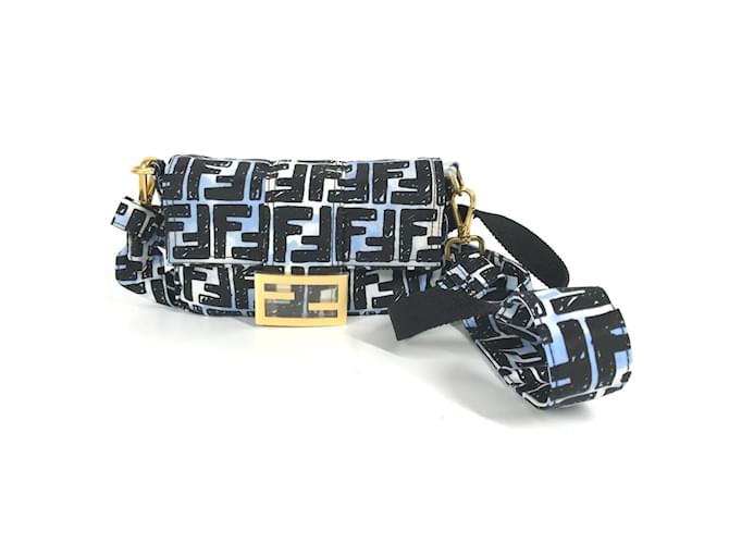 Joshua Vides ジョシュアヴィーダス　FENDI WTAPS フェンディ FENDI ズッカ バゲット ミニ ベルトバッグ