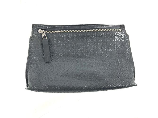 Bolso Clutch Anagram T Loewe Negro