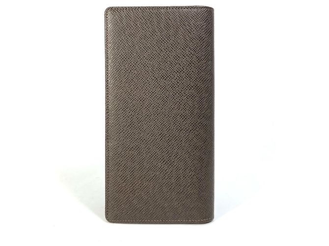 Cartera Larga Brazza Taiga Louis Vuitton Castaño