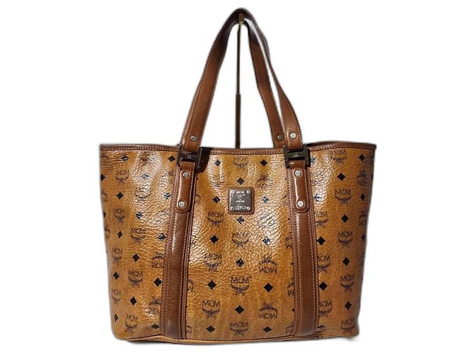 Bolsa de compras MCM Visetos em cognac Marrom