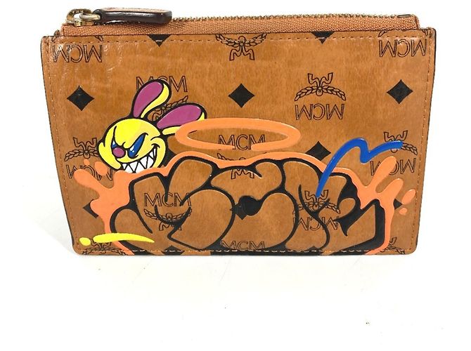 Portafoglio MCM Sam di Pen Rabbit Visetos Marrone