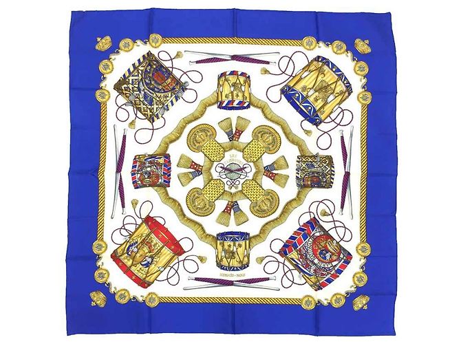 Hermès Carré 90 LES TAMBOURS Bufanda de Seda Blanco Azul