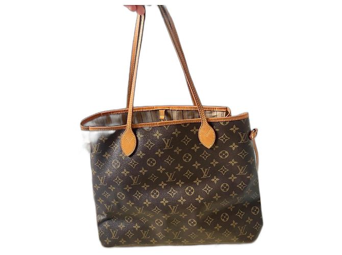 Louis Vuitton Neverfull Medium Model Dark brown