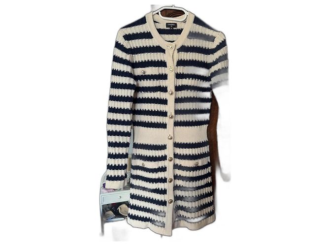 Chanel-Cardigan Blau Kaschmir