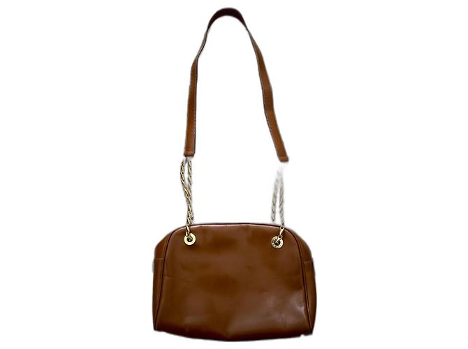 Bolsa de ombro Céline em couro marrom