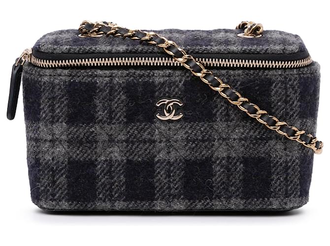 Chanel Blau kleine Tweed Karo Beauty Case mit Kette