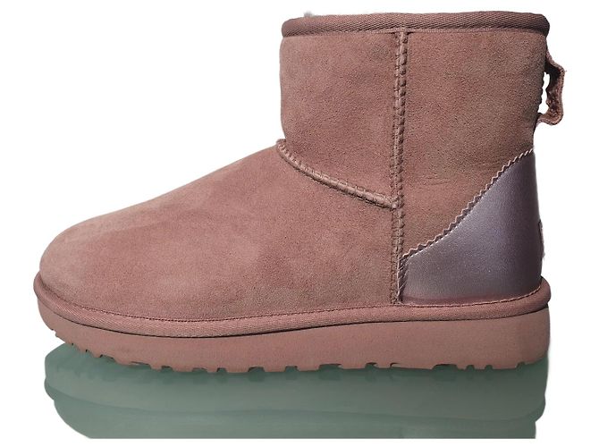 Ugg Bailey Button Mini Metallic Dusk Pink