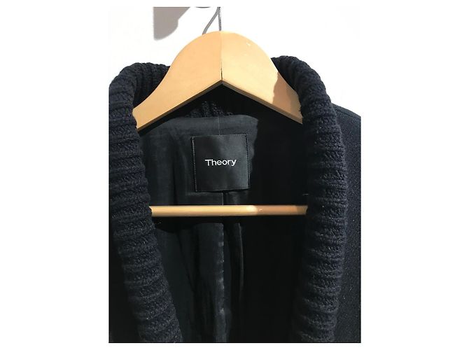THEORY Coats T.International S Wool