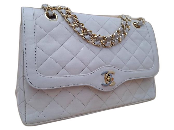 Chanel Handtasche aus beige Leder