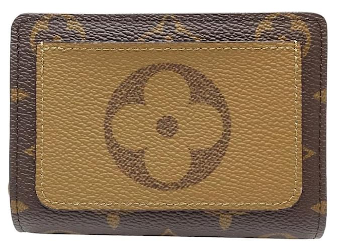 Louis Vuitton Bifold Wallet Monogram M81461 Brown Cloth  ref.1659425