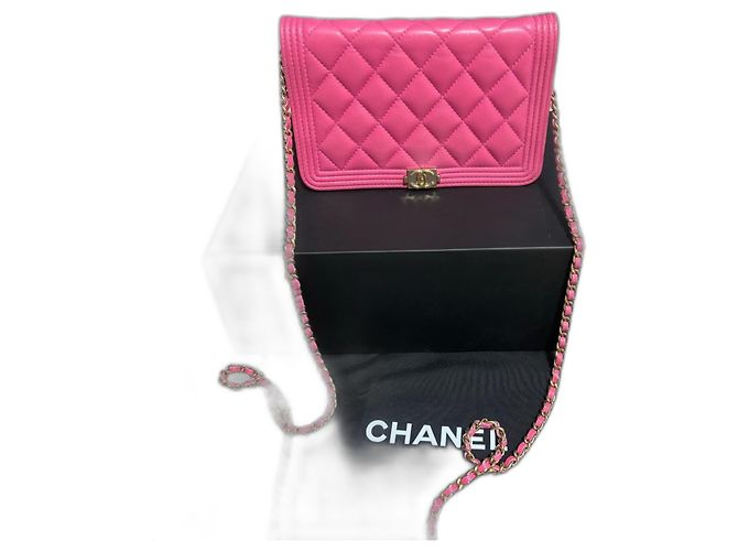Wallet On Chain Cartera Boy en cadena (WOC) CHANEL rosa 2017/2018