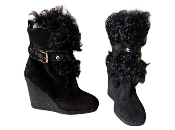 Botines Louis Vuitton de cuero negro