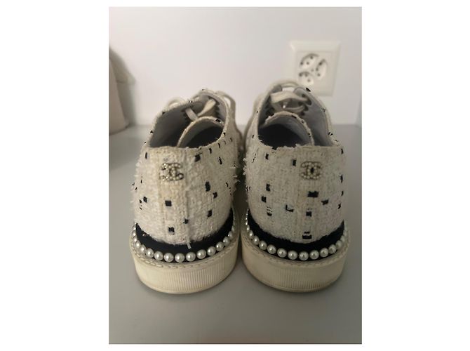 Chanel Espadrilles aus Stoff Schwarz Weiß