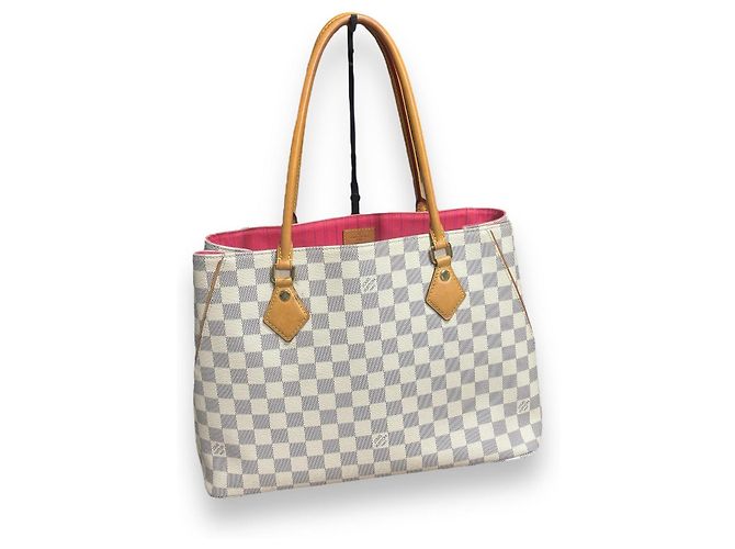 Edición Limitada Louis Vuitton Calvi Rosa Blanco Gris