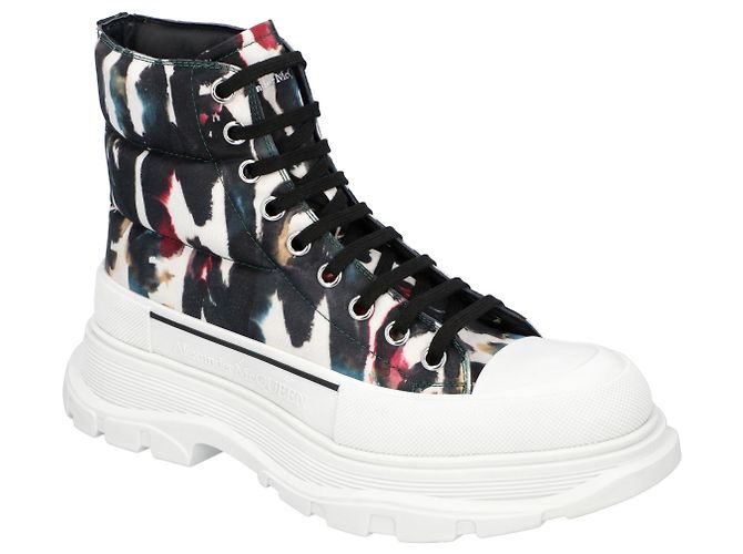 Alexander McQueen Tread Slick Boots 'Graffiti' Multiple colors