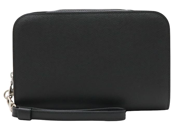 Louis Vuitton Taiga Black Leather  ref.1680398