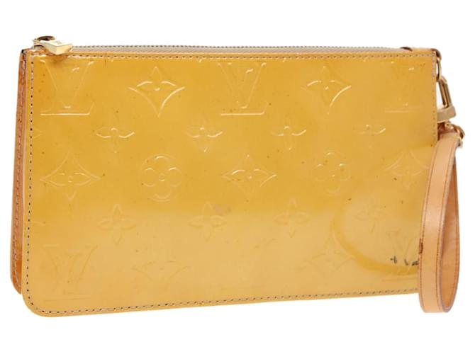 LOUIS VUITTON Monogram Vernis Lexington Accessory Pouch Beige M91010 Auth 90076 Patent leather  ref.1681972